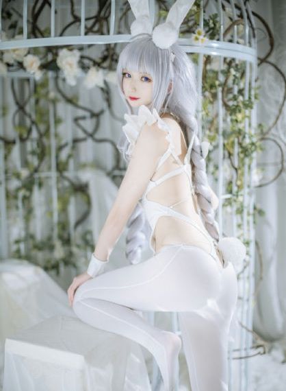 亚洲AV无码乱码A片摸老师奶头_完整版高清下载