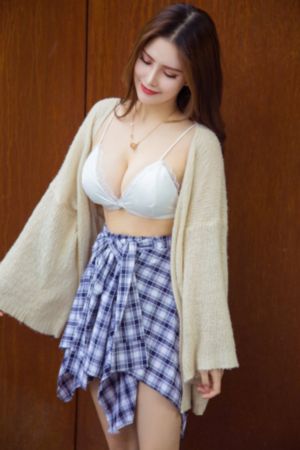 人妻女教师耻辱の二十年史教室_超清免费全集观看